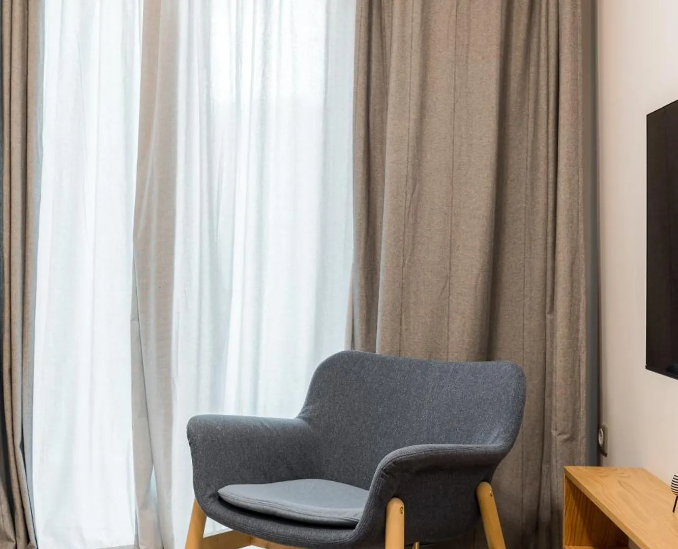 Blossom By Halu! Cozy 2-Bd Apartment Salonic