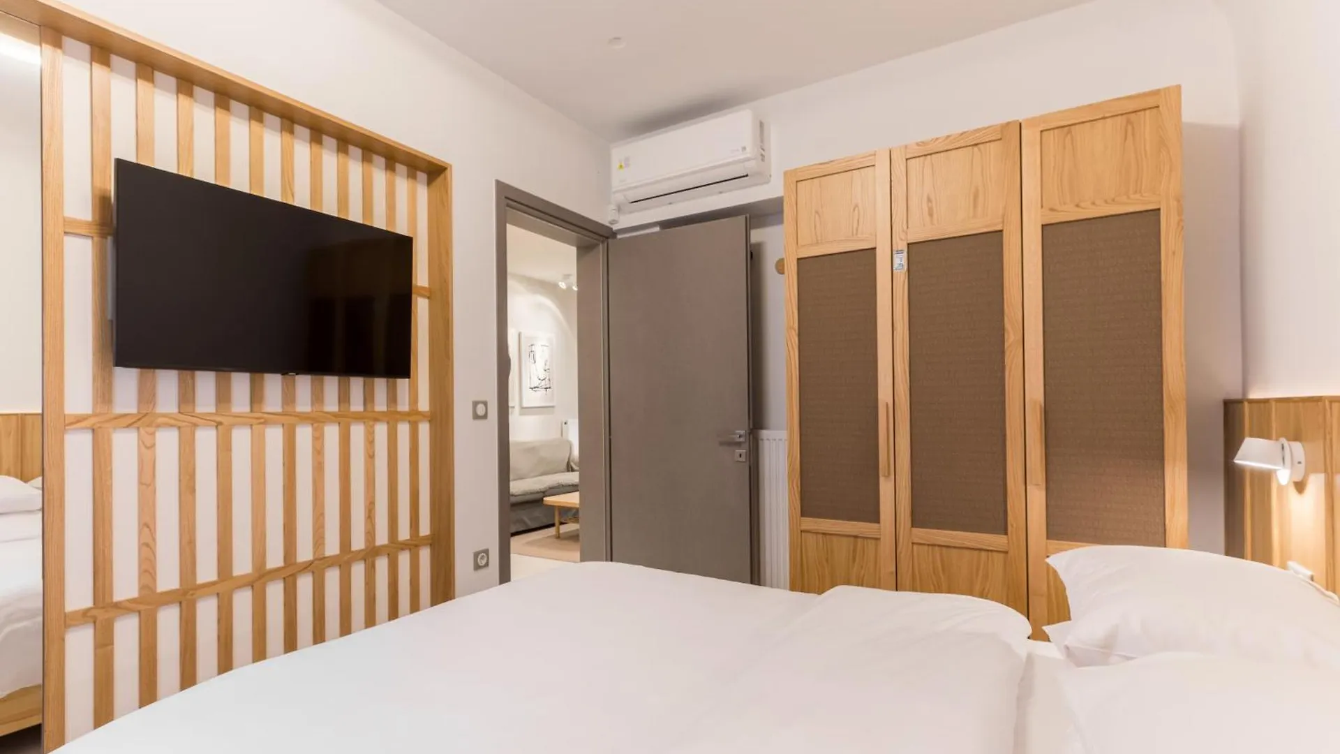 Blossom By Halu! Cozy 2-Bd Apartment Salonic Grecia